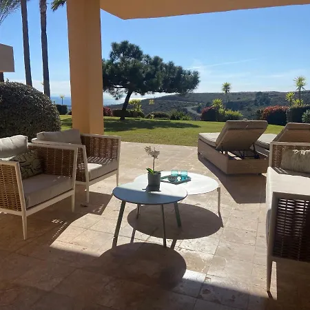 Wonderful 3-bedroom With Garden And Amazing Views Hacienda Senorio Cifuentes Marbella *