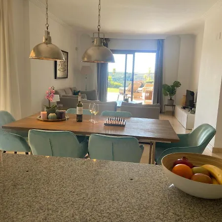 Wonderful 3-bedroom With Garden And Amazing Views Hacienda Senorio Cifuentes Marbella * Benahavis