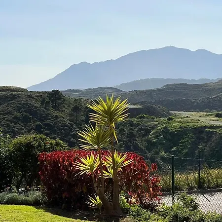 Wonderful 3-bedroom With Garden And Amazing Views Hacienda Senorio Cifuentes Marbella Benahavis